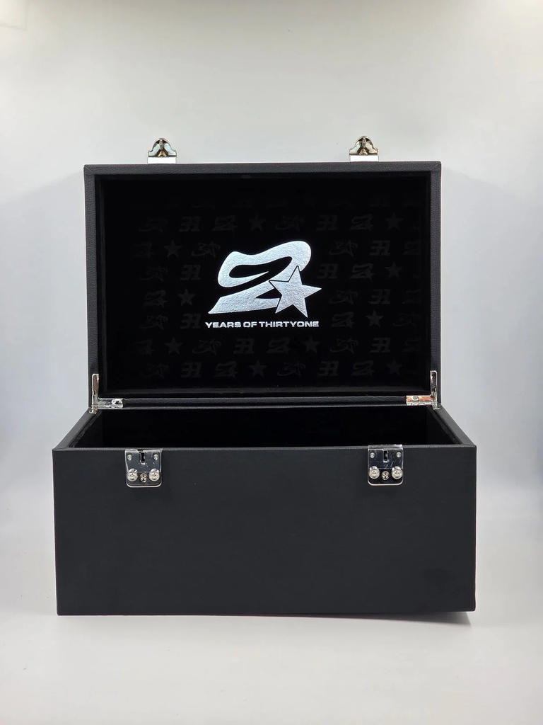 31 HATS BAÚL 2DO ANIVERSARIO