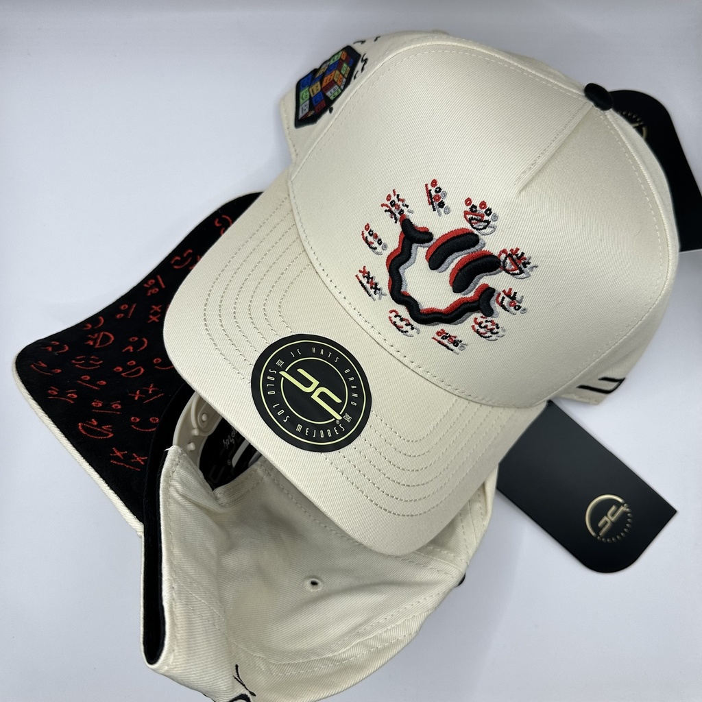 JC HATS HAPPY FACE BEIGE