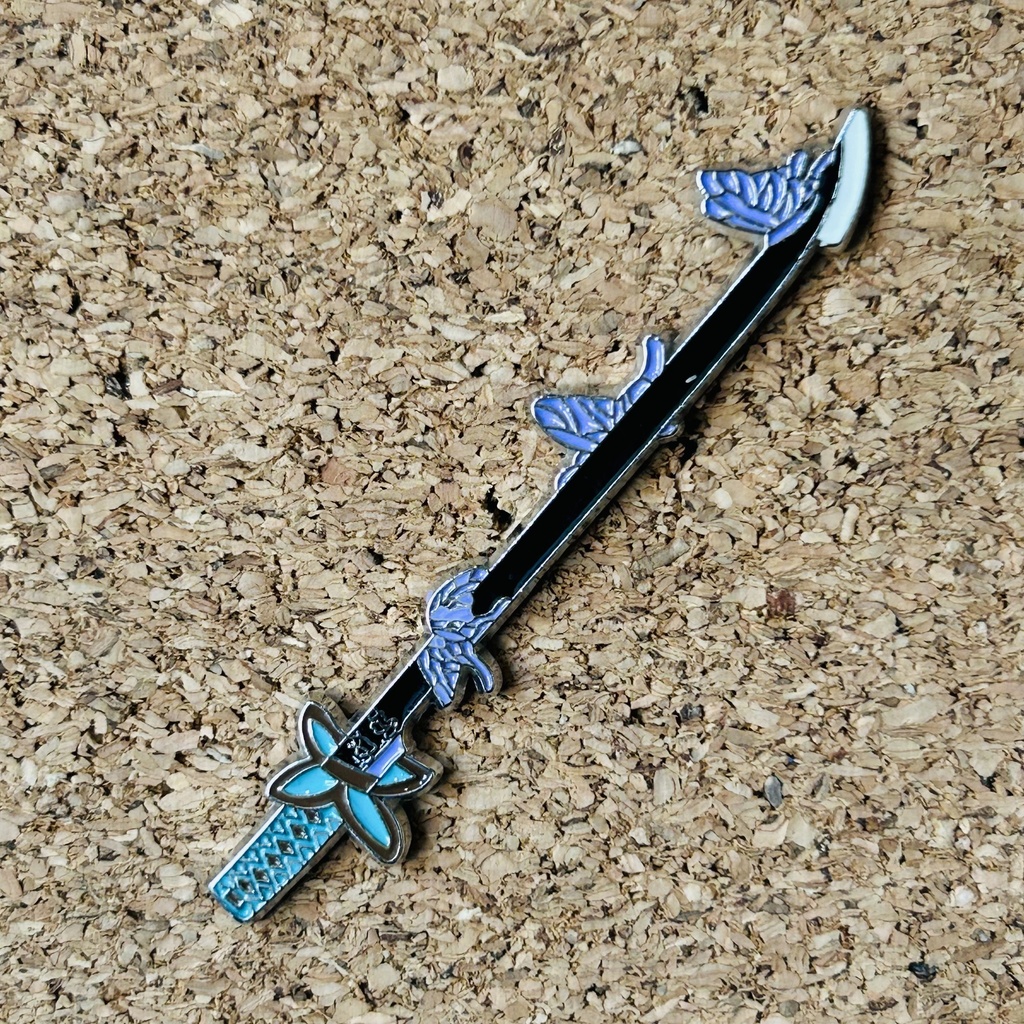 PIN DE KATANA MARIPOSA