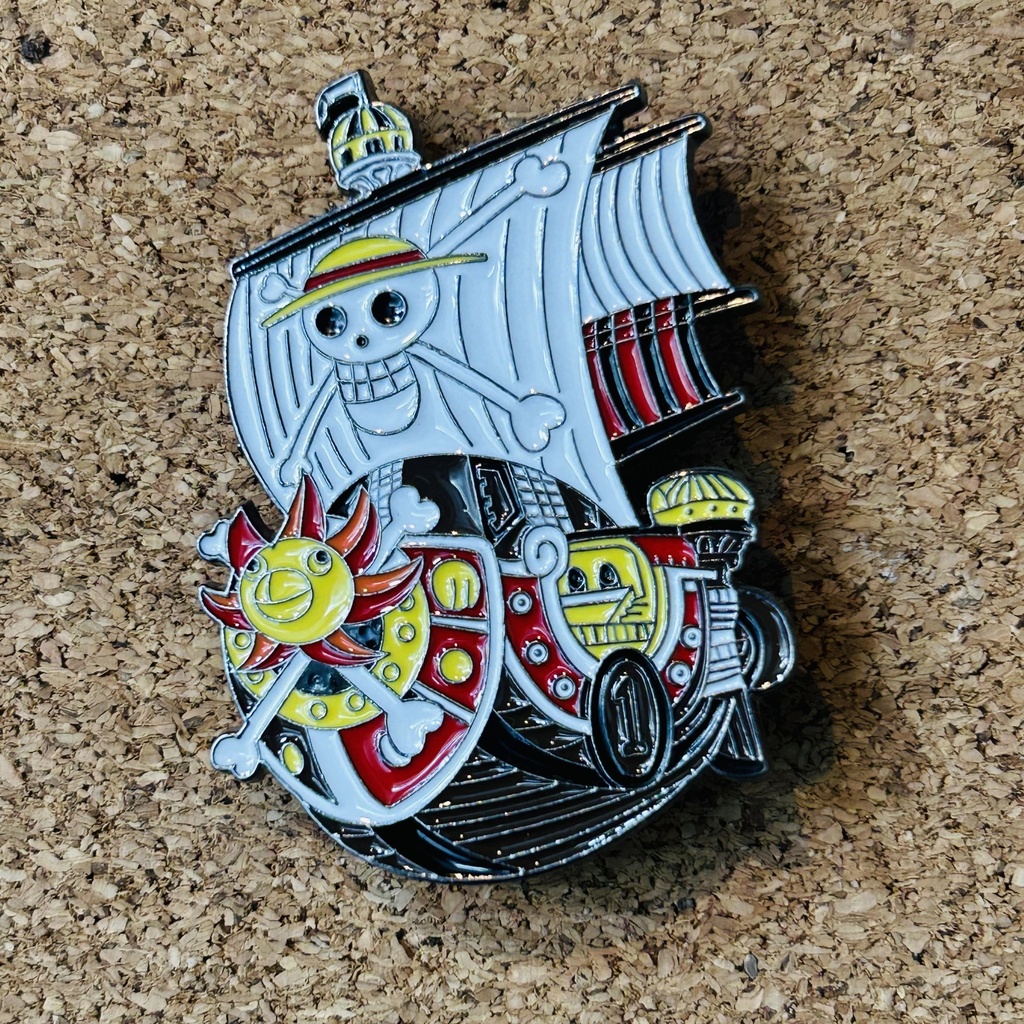 PIN ONE PICE BARCO THOUSAND SUNNY