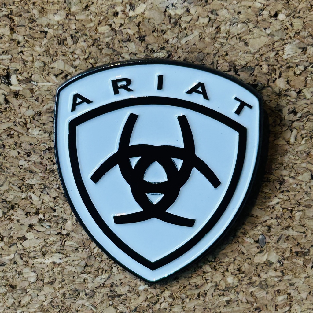 PIN ARIAT BLANCO