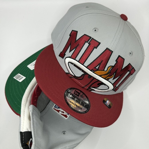 NEW ERA 9 FIFTY ESSENTIAL LEAGUE MIAMI HEAT NBA GREY/RED