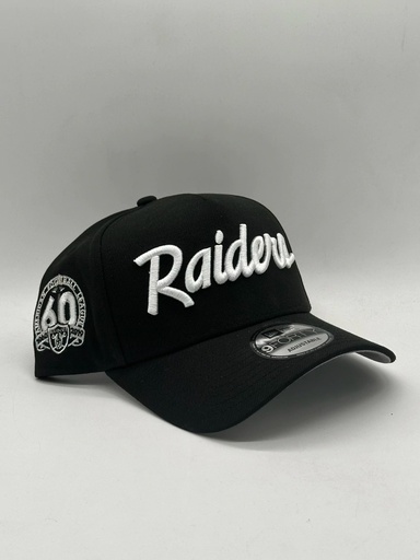 NEW ERA 9 FORTY EDICIÓN RAIDERS NEGRA VISERA GRIS