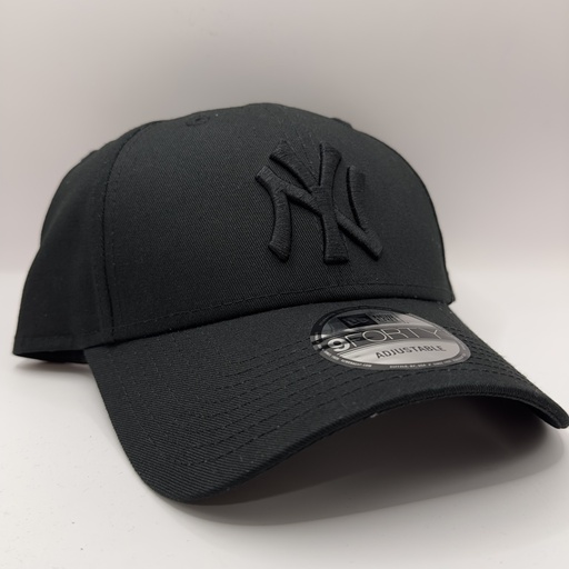 NEW ERA ALL BLACK 9 FORTY