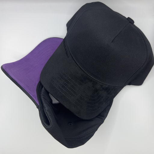 BARRABÁS CAP NEGRA/ VISERA MORADA